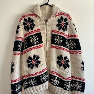 Cozy Knit Cardigan with Snowflake Pattern